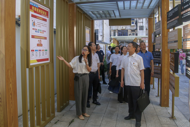 IMG_8895.jpg IMG_8895.jpg